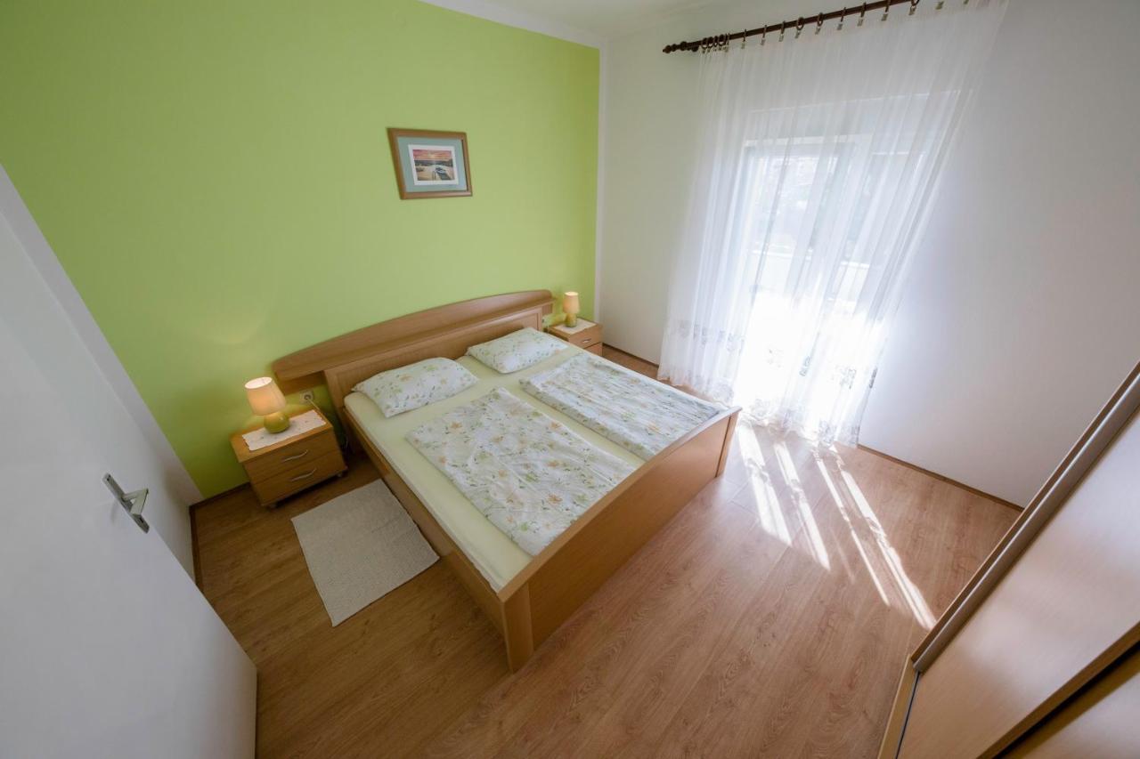 Apartments By The Sea Supetarska Draga - Donja, Rab - 11769 外观 照片