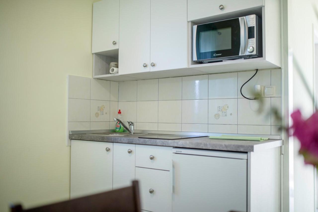 Apartments By The Sea Supetarska Draga - Donja, Rab - 11769 外观 照片