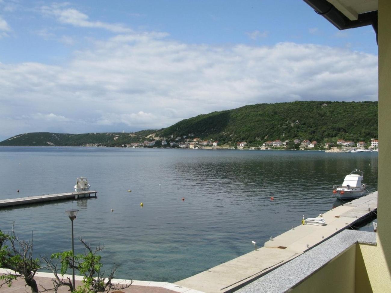 Apartments By The Sea Supetarska Draga - Donja, Rab - 11769 外观 照片