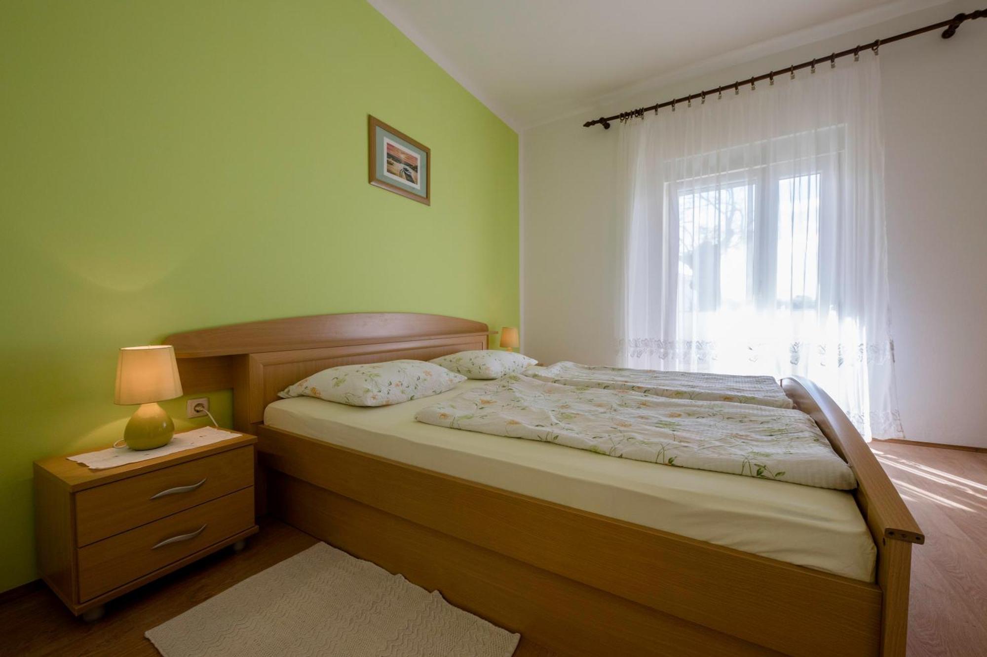 Apartments By The Sea Supetarska Draga - Donja, Rab - 11769 客房 照片