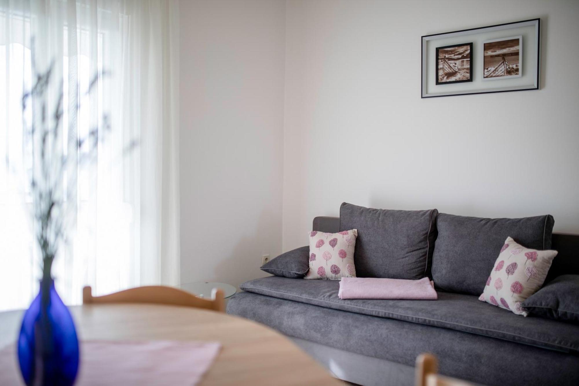 Apartments By The Sea Supetarska Draga - Donja, Rab - 11769 客房 照片